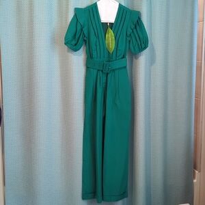 NWT Sz XXS Farm Rio Pleated Emerald Green Jumpsuit